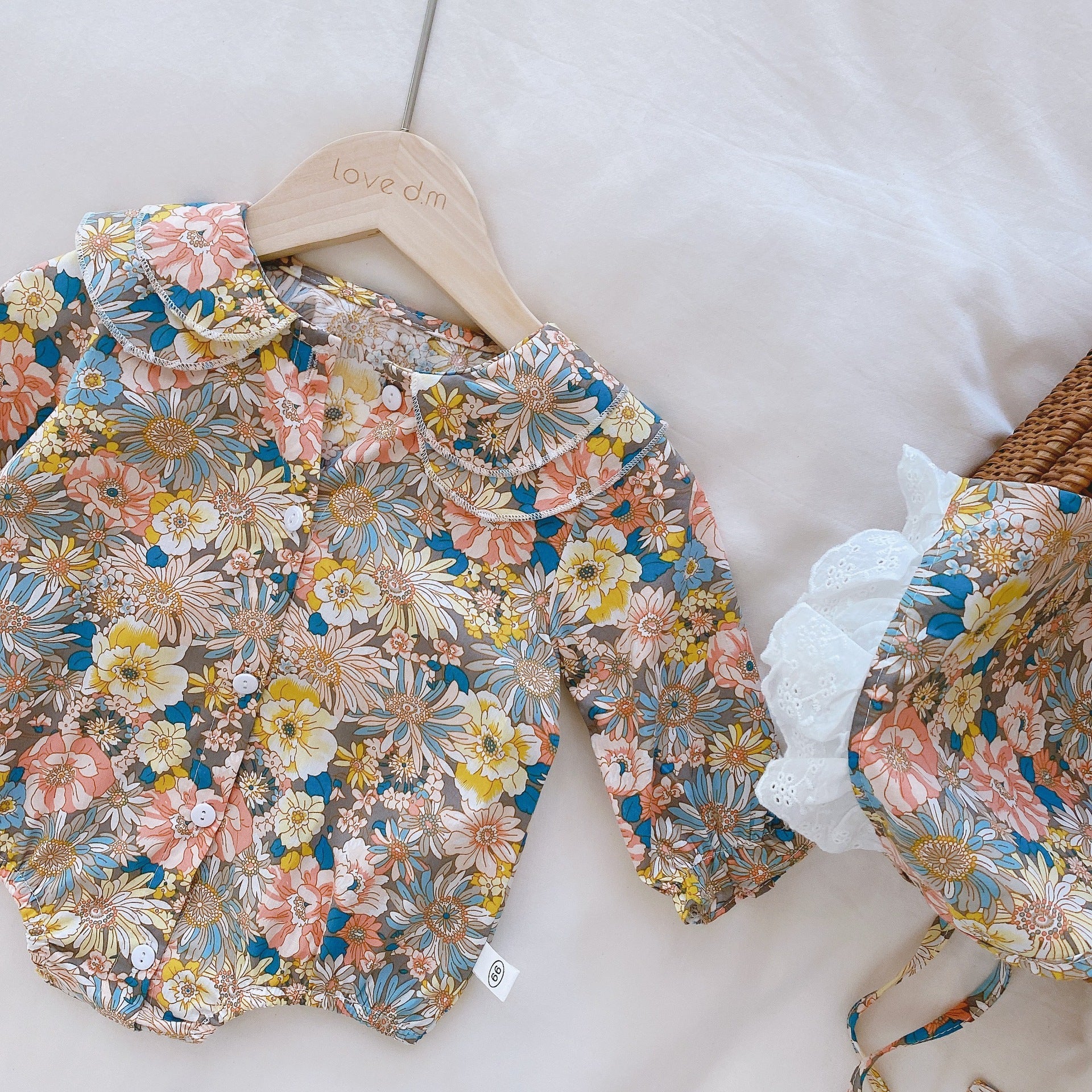 Baby Girl Korean Style Lotus Leaf Collar Jumpsuit